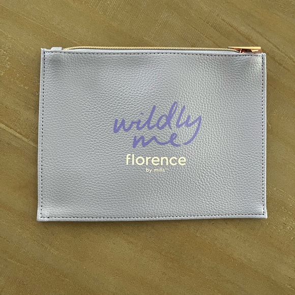 Wildly Me Florence by Mills Makeup Bag - Picture 1 of 4